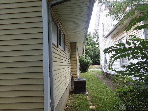 3rd image of 604 Wicoff St