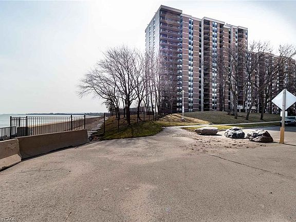 3rd image of 500 Green Rd #901
