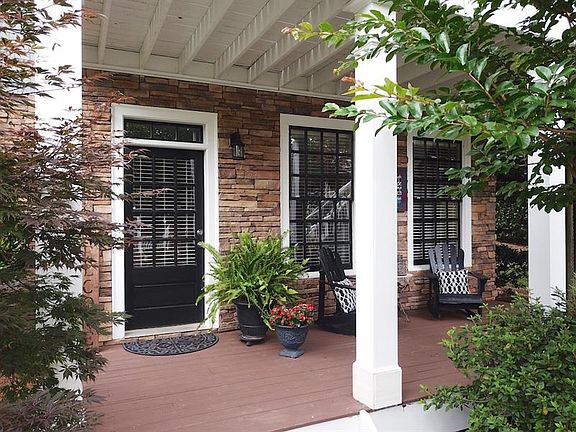 2nd image of 299 Waterfront Park Ln