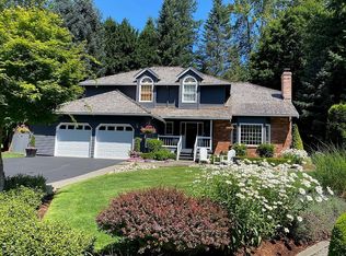 526 239th Ave NE, Sammamish, WA 98074