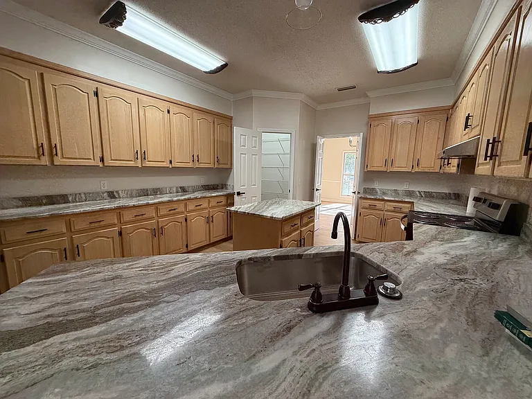 107 Mulberry Ct — Photo 5