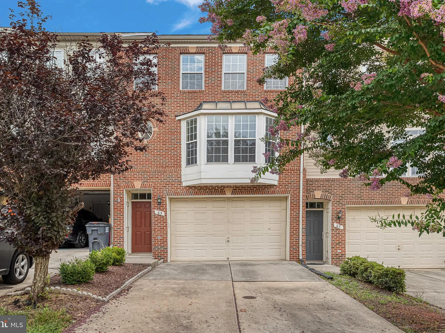 3 bed, 2.5 bath, 1688 sqft, $2,650 — Photo 1