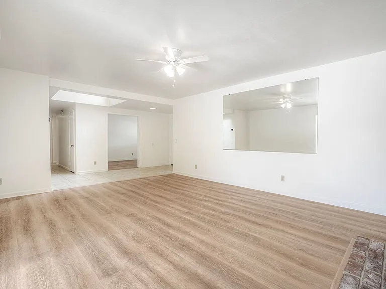 749 Highland St — Photo 13