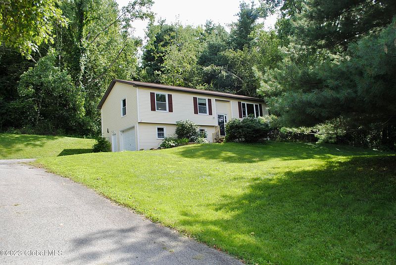 2nd image of 318 Plank Road