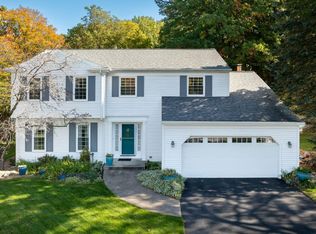 3826 Chamberlain Ave SE, Grand Rapids, MI 49508