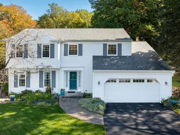 3826 Chamberlain Ave SE, Grand Rapids, MI 49508