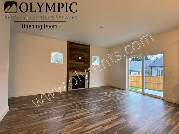 3rd image of 1802 Teresa St