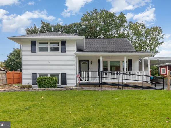 748 Fireside Rd, York, PA 17404