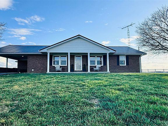 3rd image of 811 Doc Ward Rd