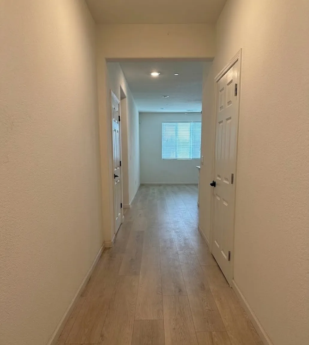 3 bed, 1450 sqft, $2,850 — Photo 2