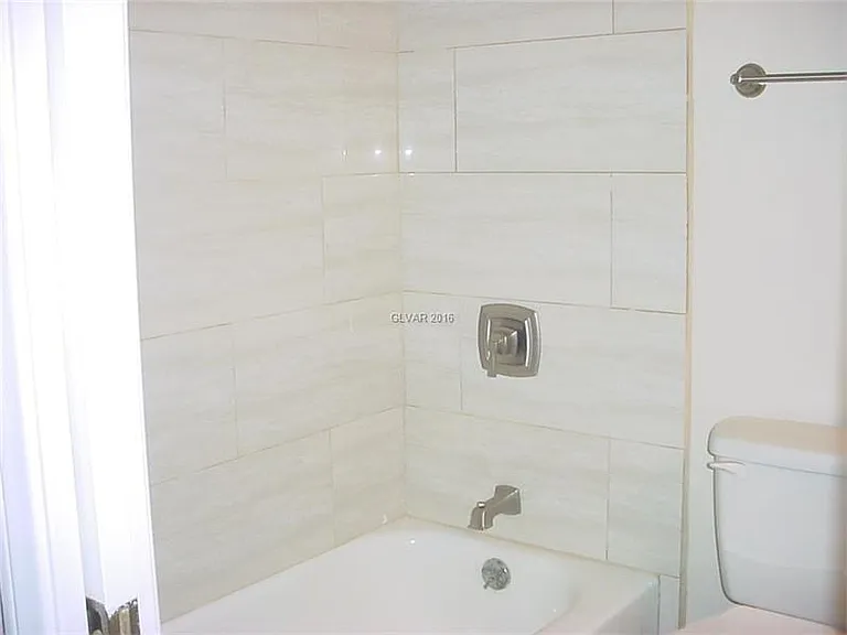 3823 S Maryland Pkwy — Photo 13