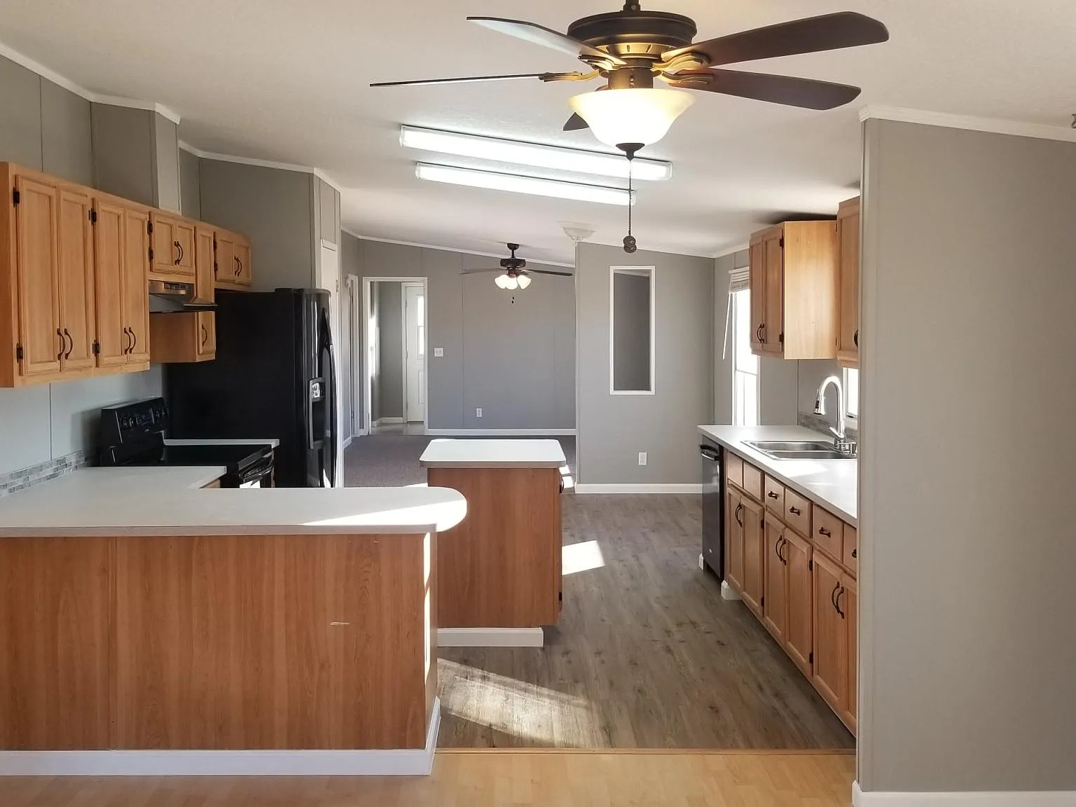 7522 County Road 151 — Photo 2