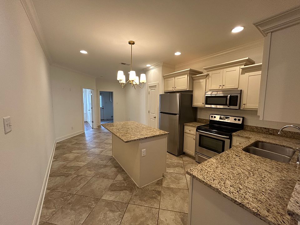 1st image of 103 Farm View Dr #1101