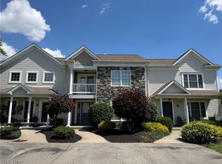15 Town Square Blvd, Columbiana, OH 44408