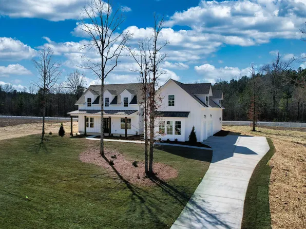 35 Stonewood Ln, Springville, AL 35146