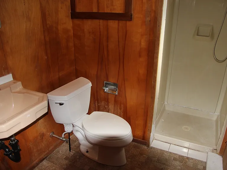 24 S Poplar St #2 — Photo 1