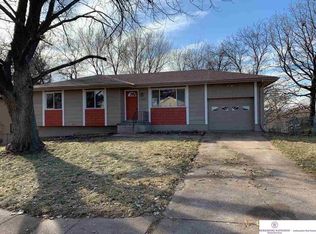 1210 Willow Ave, Bellevue, NE 68005
