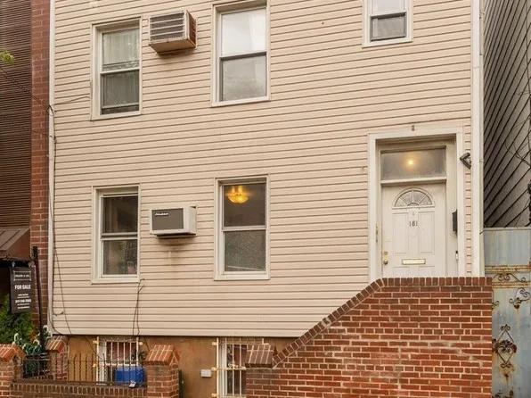 181 Jackson St, Brooklyn, NY 11211