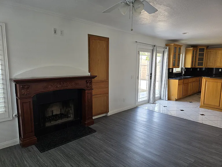 15156 Wright Ct — Photo 3