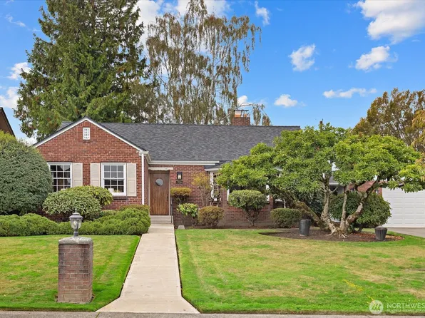 708 Hoyt Avenue, Everett, WA 98201