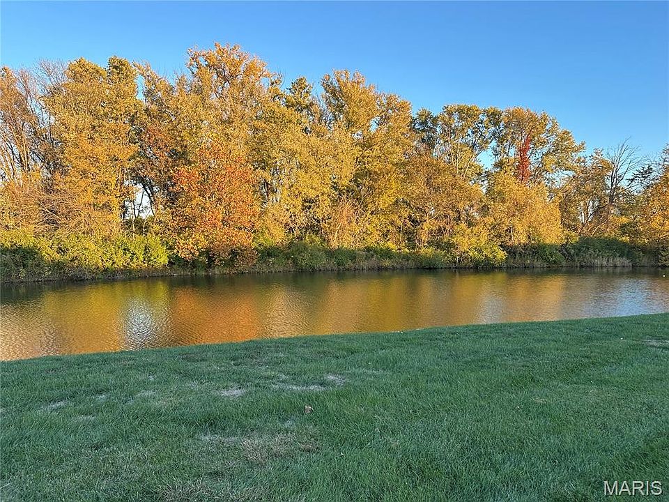 2nd image of 1074 Richland Park Dr #10D-O