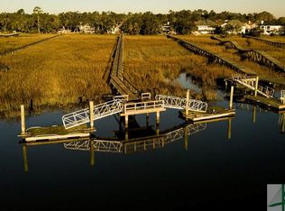 135 Runner Rd, Savannah, GA 31410