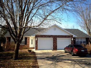 1319 Valley Creek Ln #1321, Columbia, MO 65202