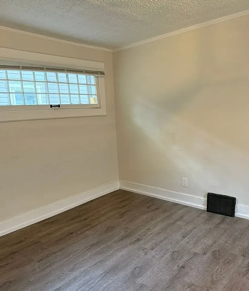 609 29th Street West, Saskatoon Single Family Home | 4 Bedrooms | 1 Bathroom — Photo 3