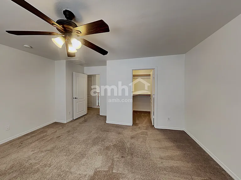 17403 W Langer Ln — Photo 11