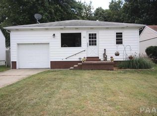 308 Ehrett St, Creve Coeur, IL 61610