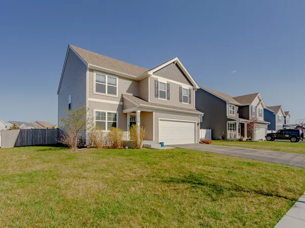 1414 Legacy Pointe Blvd, Joliet, IL 60431