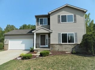 9313 Tiger Run Trl, Davison, MI 48423