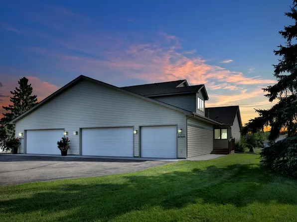 13031 Mulligan Ct, Lindstrom, MN 55045
