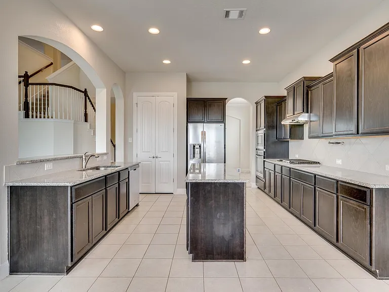 845 Richardson Ln — Photo 18