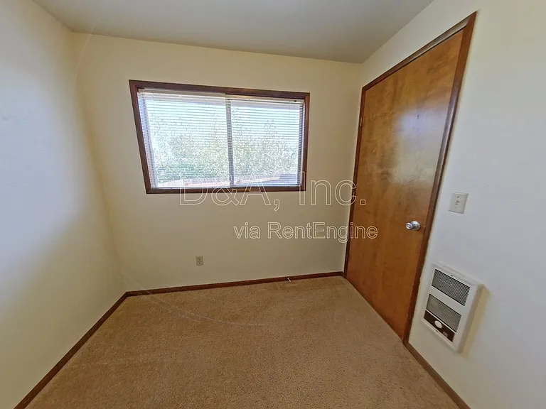 3318 NE Lancaster St #3 — Photo 6