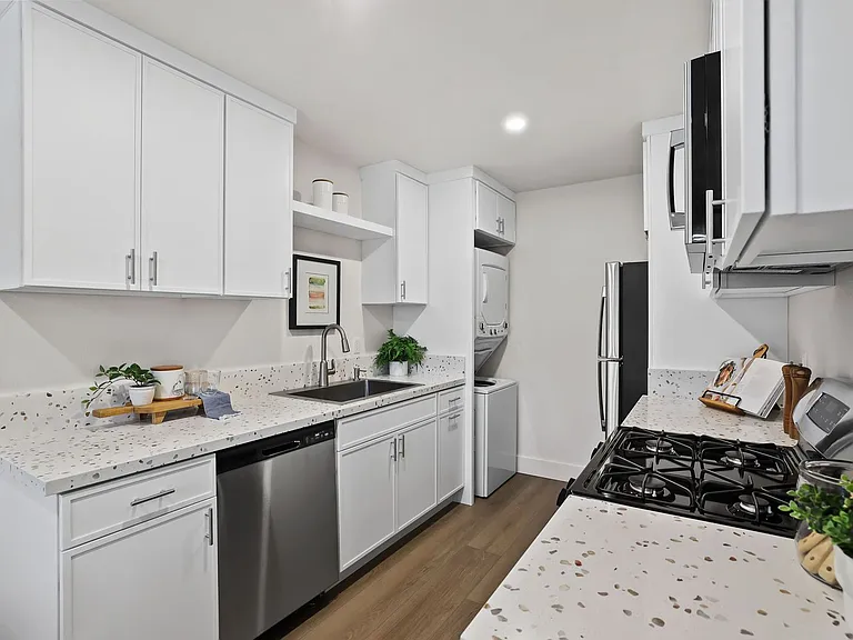 The Trinidad Apartments — Photo 52