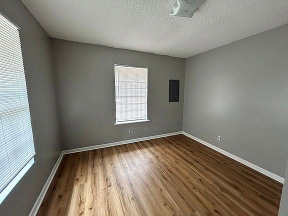 3rd image of 901 E 29th Ave #3