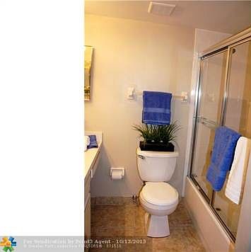 5th image of 250 Jacaranda Dr APT 307