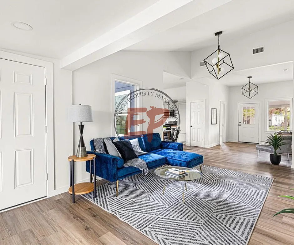 710 South Pearl Street - 1 — Photo 2