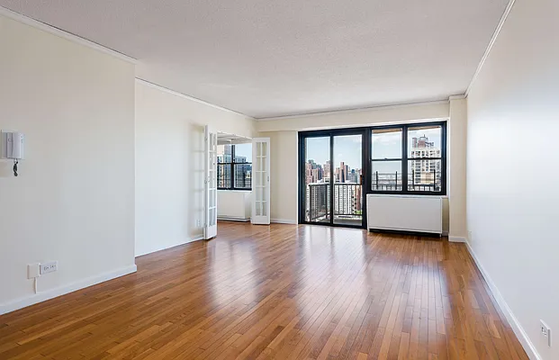 Rented by Brown Harris Stevens | media 33