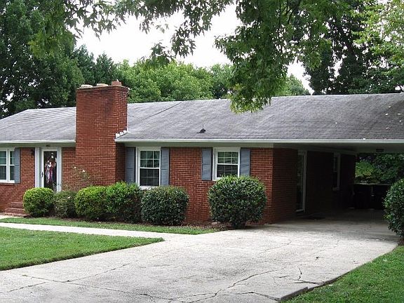 3rd image of 6200 Parkfield Ln