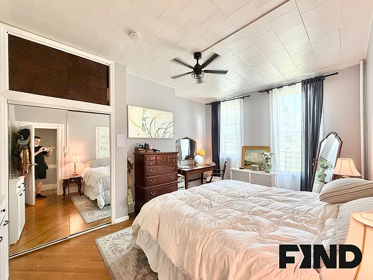 31 Goodwin Pl #1 — Photo 13