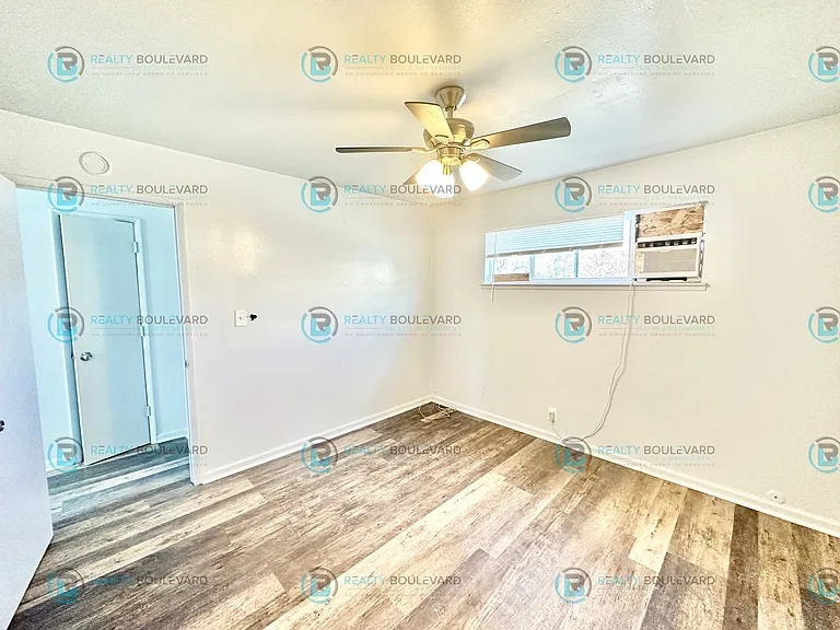 929 Willow St — Photo 20