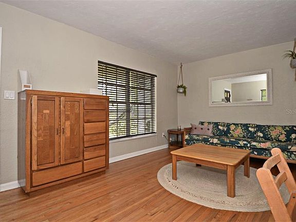5th image of 2408 Orange Ave