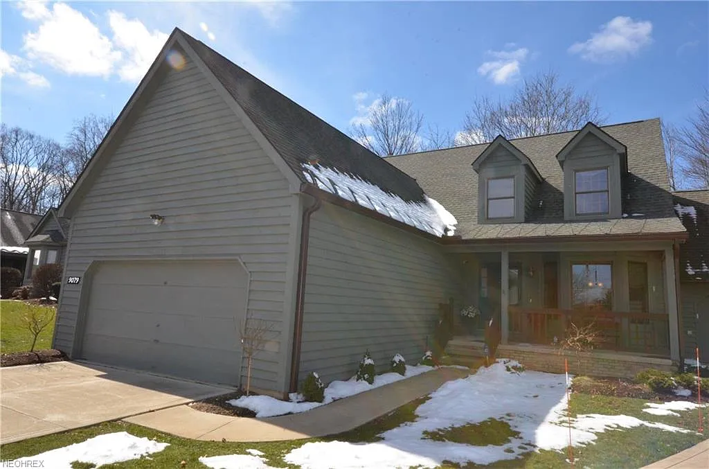 9079 Woodcrest Dr photo 1
