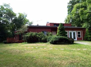 667 Morgan Grove Rd, Shepherdstown, WV 25443