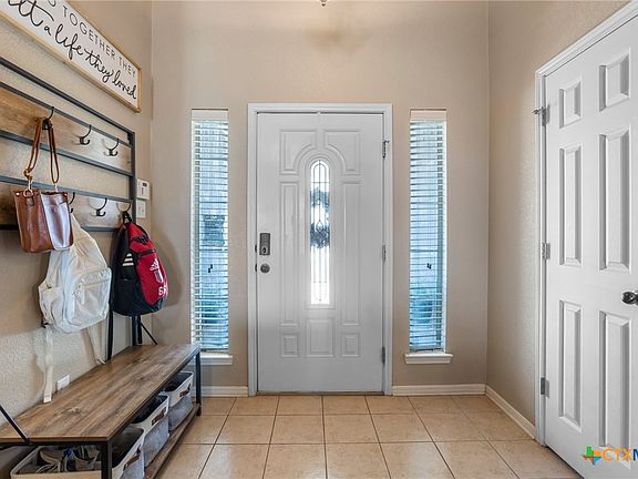 4th image of 3501 Republic Of Texas Dr