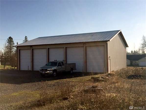 2nd image of 1861 S Market Blvd
