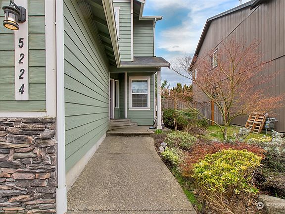 3rd image of 5224 Slate Court SE