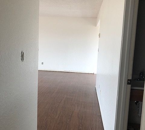 5th image of 474 Reservation Rd APT 6